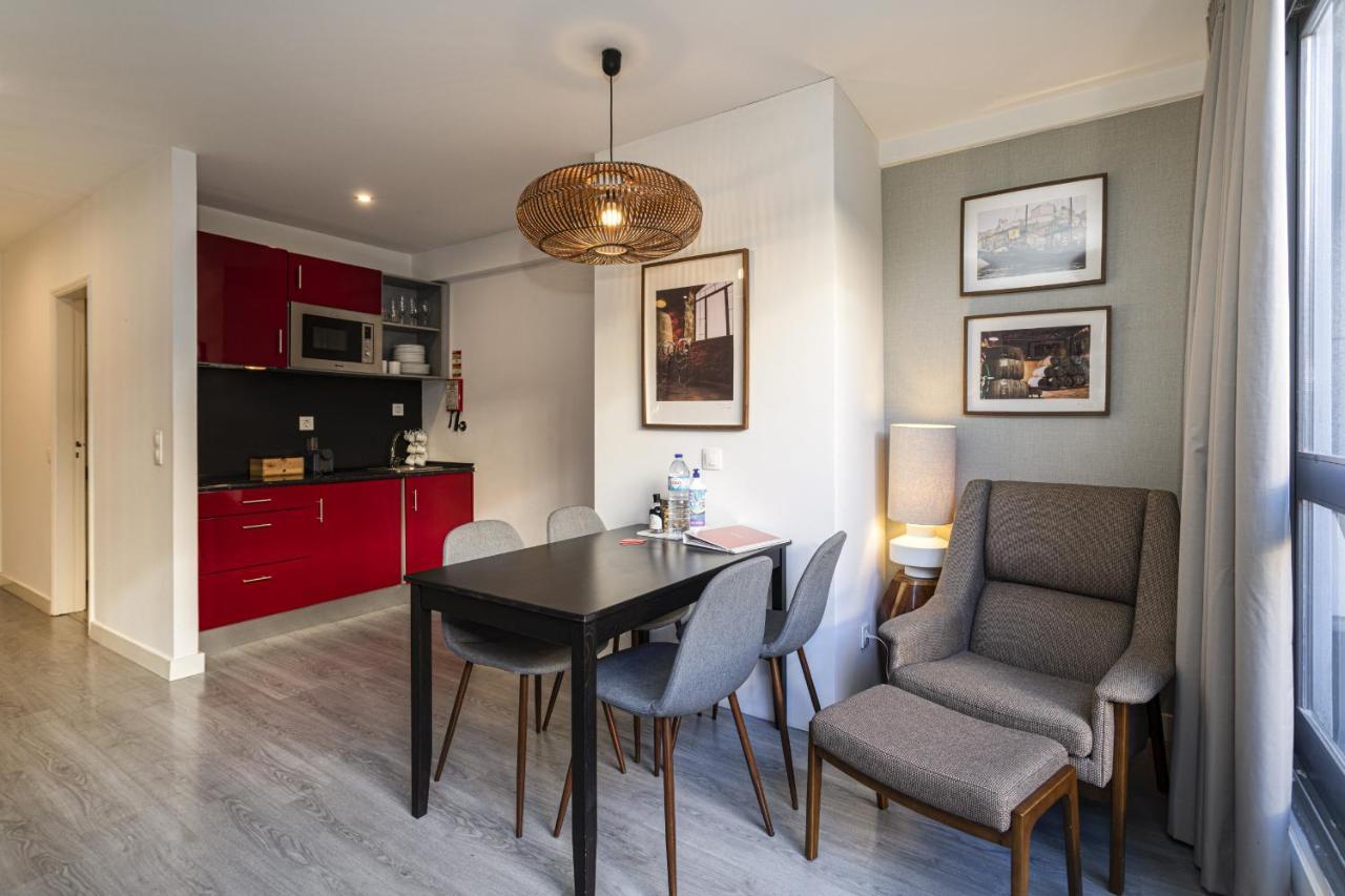 Hopstays Oporto Wine Cellars - Studio With Terrace Bagian luar foto